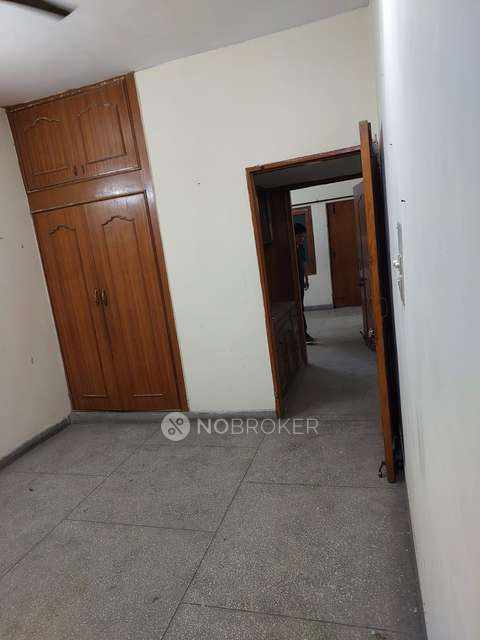 2 BHK Flat In Dda Sfs Flats Cat Ii, Dwarka, Sector 2, Pocket 1 For Sale  In Dda Flats