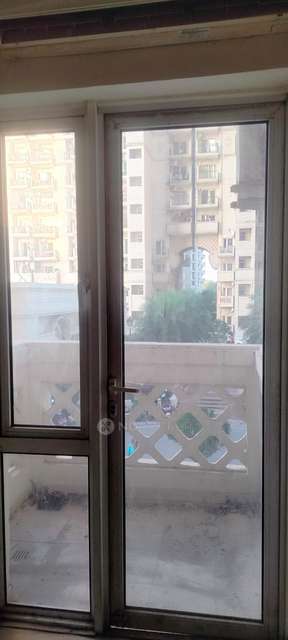 3 BHK Flat In Dlf Capital Greens Phase 3 For Sale  In Moti Nagar
