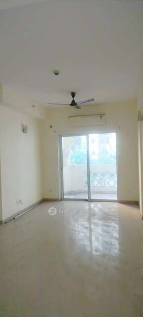 3 BHK Flat In Dlf Capital Greens Phase 3 For Sale  In Moti Nagar
