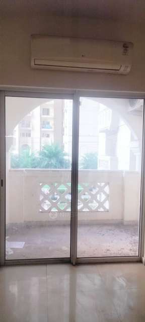 3 BHK Flat In Dlf Capital Greens Phase 3 For Sale  In Moti Nagar