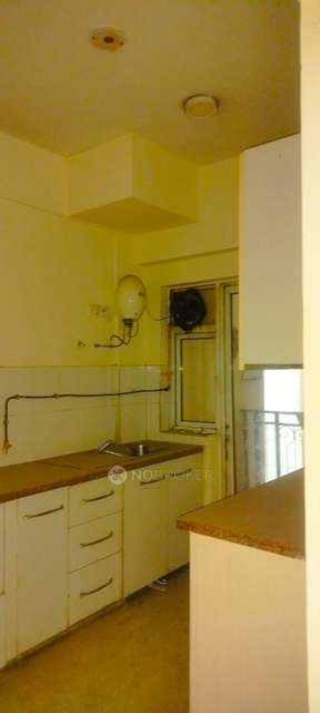 3 BHK Flat In Dlf Capital Greens Phase 3 For Sale  In Moti Nagar