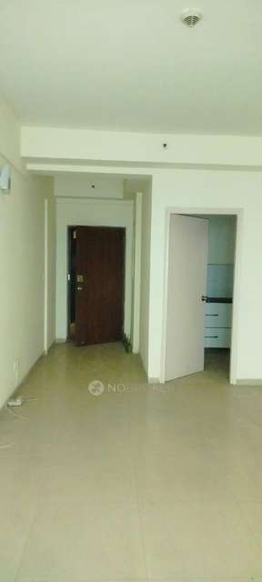 3 BHK Flat In Dlf Capital Greens Phase 3 For Sale  In Moti Nagar