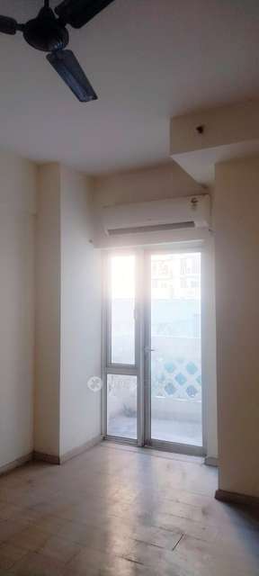 3 BHK Flat In Dlf Capital Greens Phase 3 For Sale  In Moti Nagar