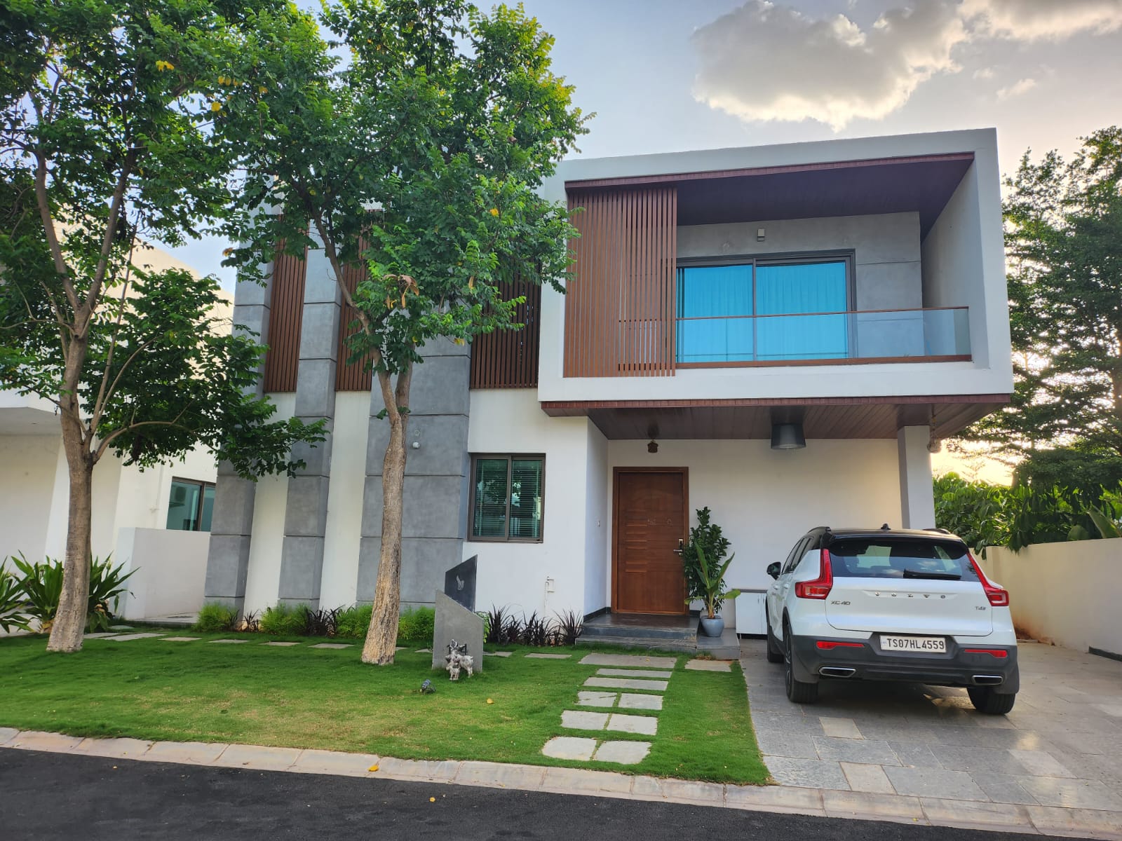 EIPL La Paloma Villas 