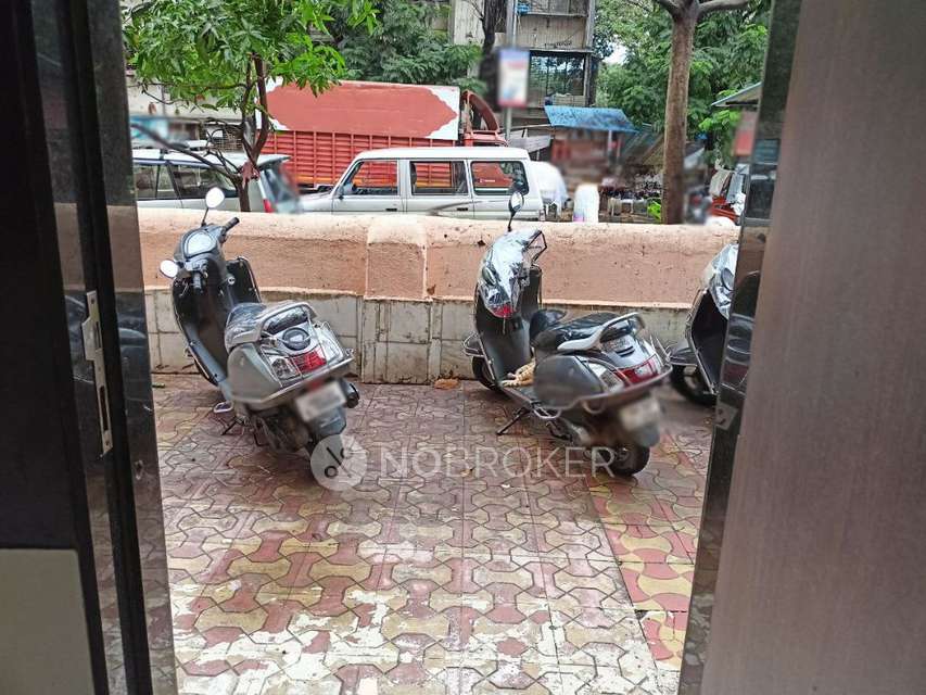 1 BHK Flat In Yogi Dwar Chs, Borivali West For Sale  In Borivali West