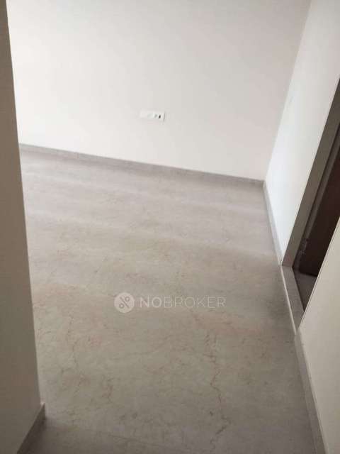 2 BHK Flat In Dosti Cedar For Sale  In Thane West