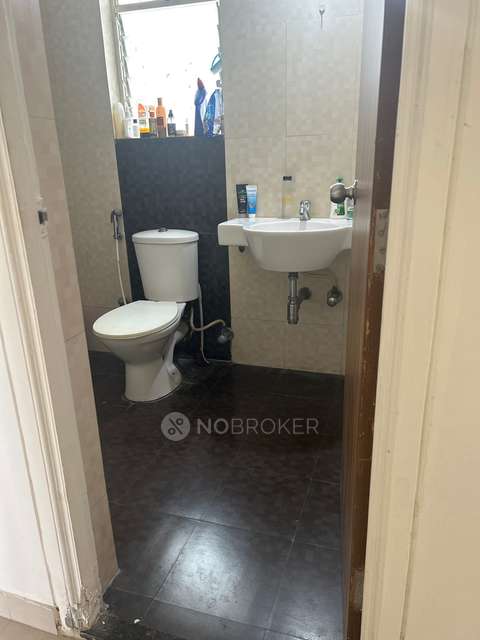 Single Room for Female In 3 BHK  In Pegasus Megapolis Splendour In Megapolis Splendour