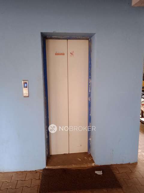 2 BHK Flat In Prabhavathi Paramount  For Sale  In Electronic City