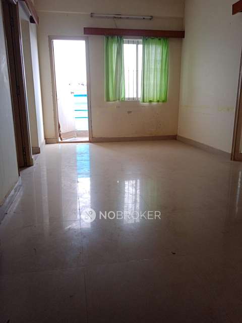 2 BHK Flat In Prabhavathi Paramount  For Sale  In Electronic City