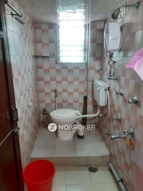 2 BHK Flat In Sunflower Apartments For Sale  In Santacruz East