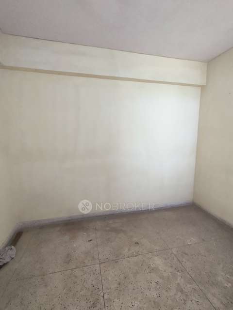 4 BHK Flat In Neelkanth Apartment For Sale  In Rohini