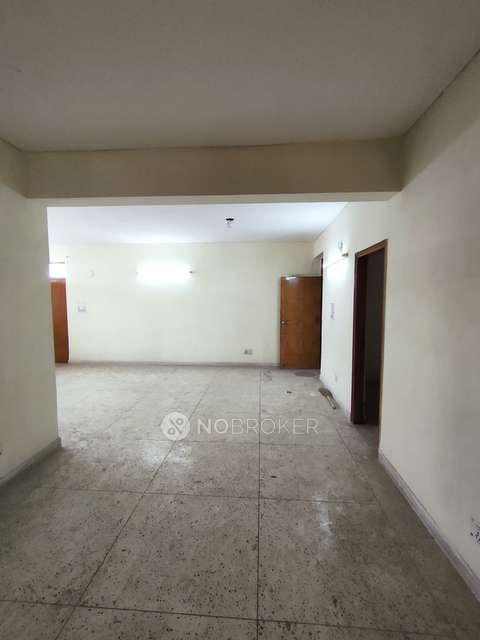 4 BHK Flat In Neelkanth Apartment For Sale  In Rohini