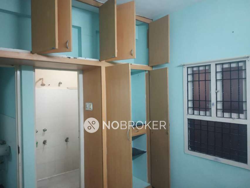 2 BHK Flat In Leela Regency   For Sale  In   Alandur