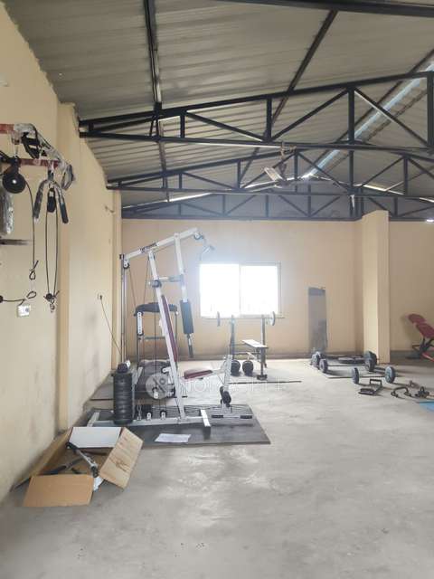 3 BHK Flat In Garuda Palace Apartments For Sale  In Chokkanahalli