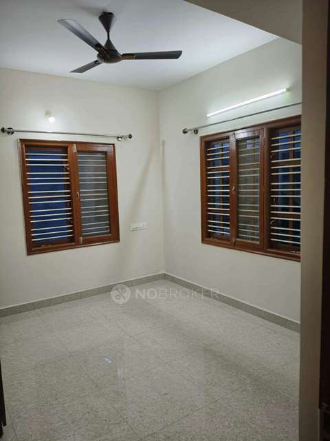 2 BHK House for Rent  In Karimariamma Temple