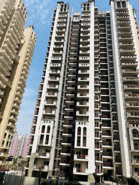 2 BHK Flat In Sg Shikhar Height For Sale  In Siddharth Vihar