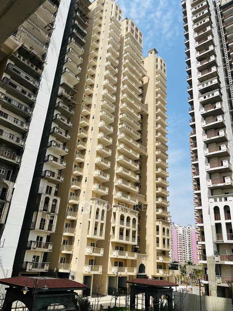 2 BHK Flat In Sg Shikhar Height For Sale  In Siddharth Vihar