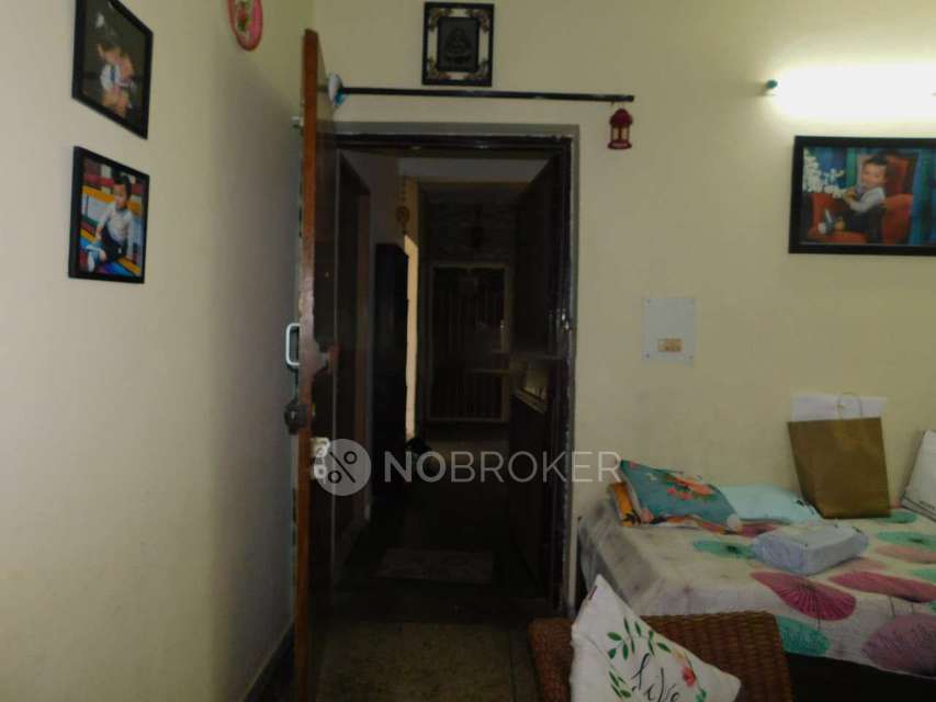 2 BHK Flat In Rail Vihar Cghs For Sale  In Sector 57