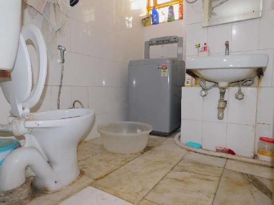 2 BHK Flat In Rail Vihar Cghs For Sale  In Sector 57