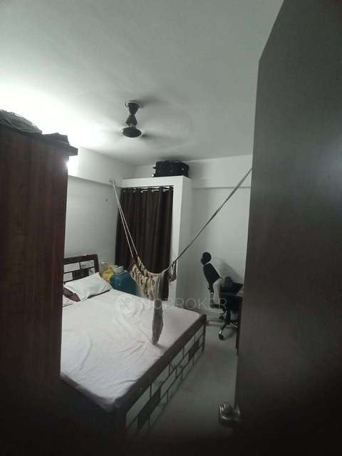 1 BHK Flat In Mejastic Nest for Rent  In Fursungi