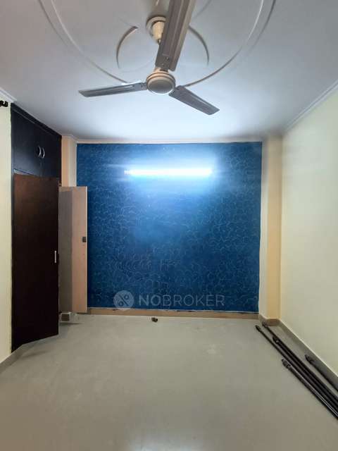3 BHK Flat In Standalone Building  for Rent  In Sewak Park, Dwarka