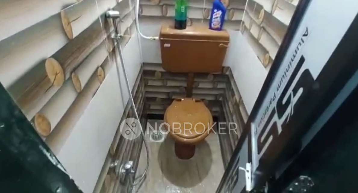 1 BHK Flat In Gajraj Apartment For Sale  In Ganesh Maidan