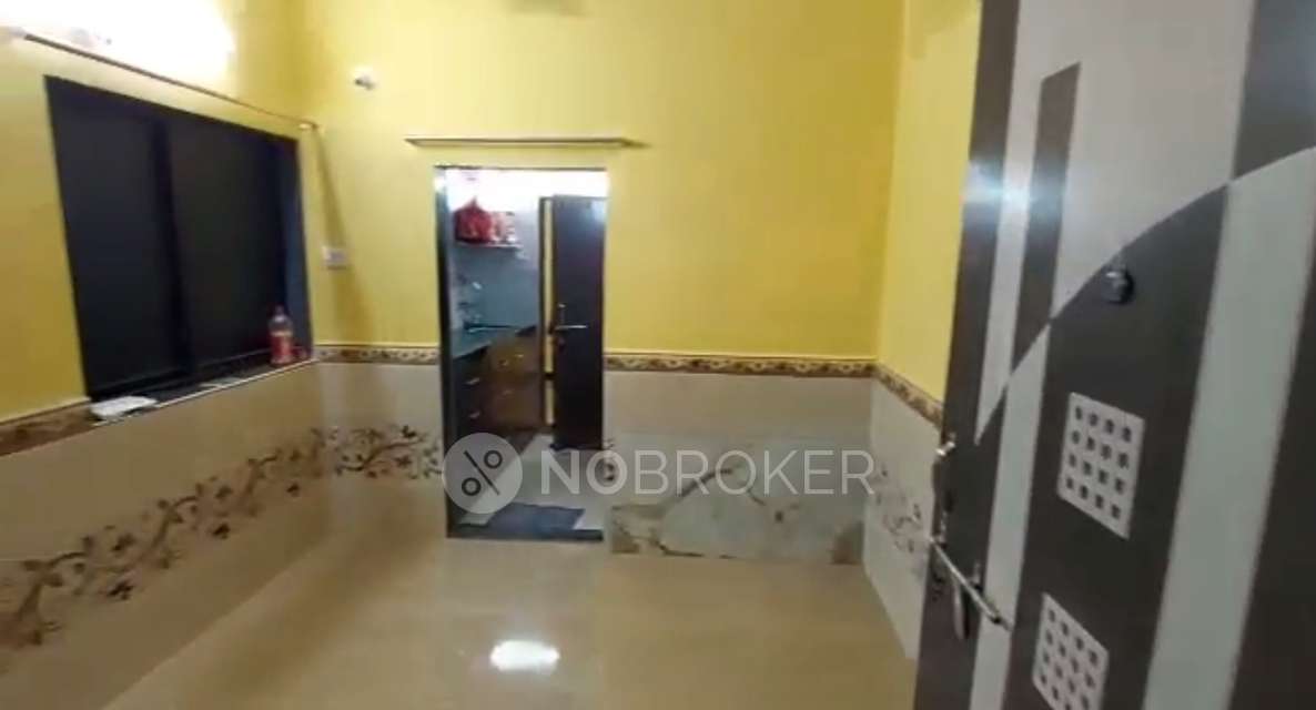 1 BHK Flat In Gajraj Apartment For Sale  In Ganesh Maidan