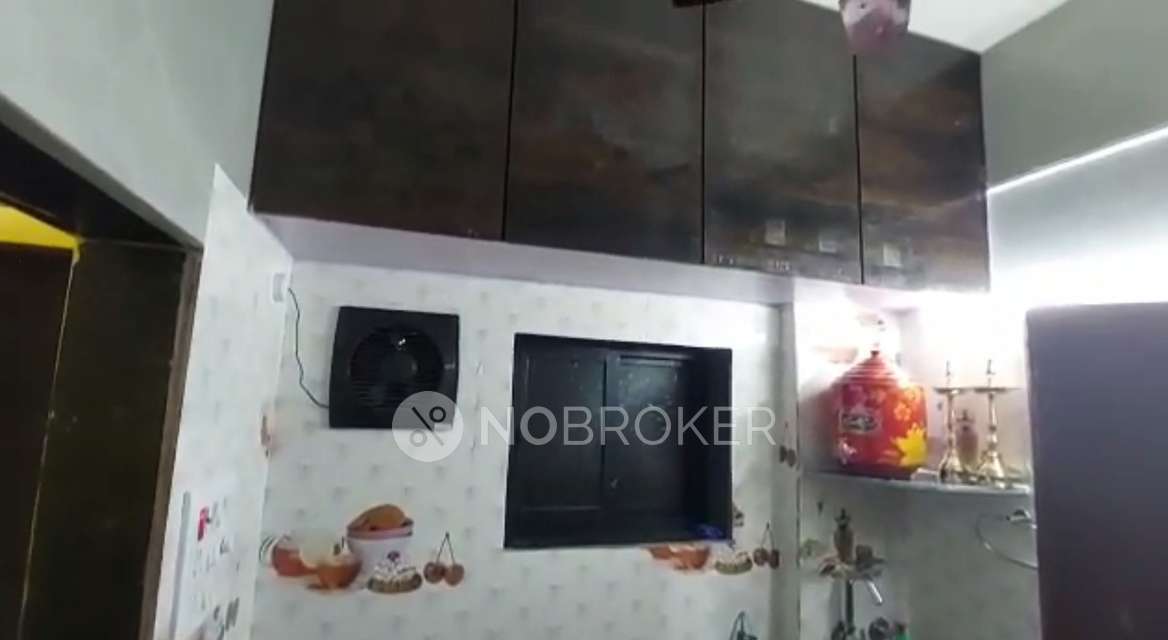 1 BHK Flat In Gajraj Apartment For Sale  In Ganesh Maidan