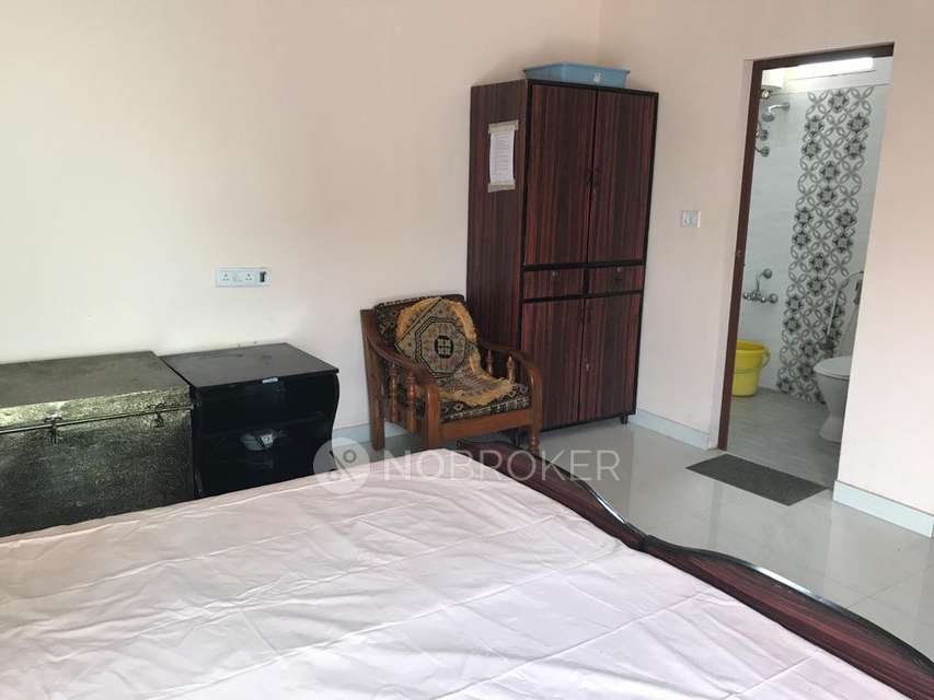 PG for Boys in Indiranagar Metro Station