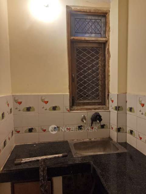 1 BHK Flat In Standlone Buidling For Sale  In Govindpuram