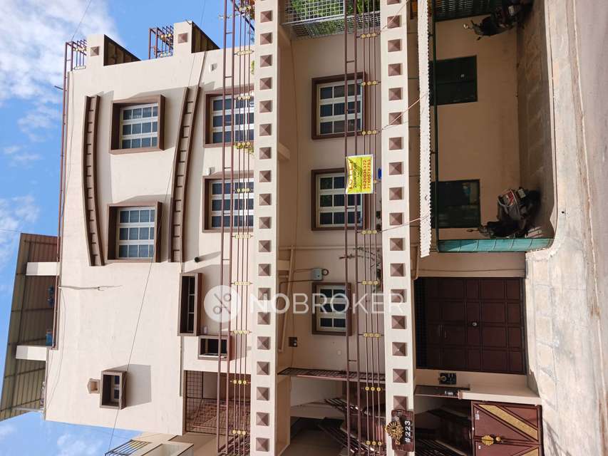 1 RK Flat In Apartment for Rent  In Bommasandra 