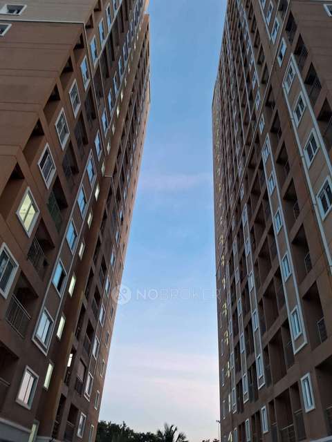 2 BHK Flat In Urbanrise Manhattan Condos For Sale  In Urbanrise Manhattan Condos