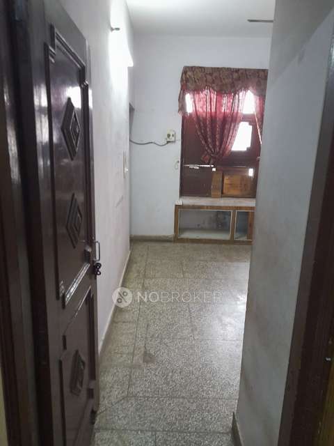 3 BHK Flat In Amrapali Golf Homes For Sale  In  Sector 4