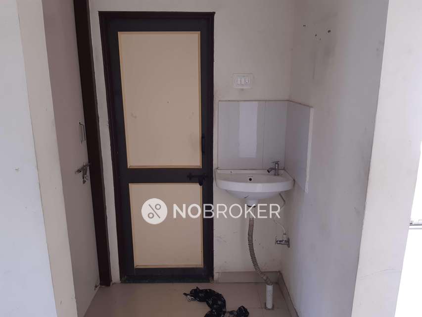 2 BHK Flat In Vrundavan Radhika For Sale  In Narhe