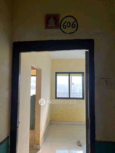 1 RK Flat In Sonu Plaza For Sale  In Diva West