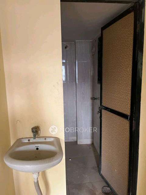 1 RK Flat In Sonu Plaza For Sale  In Diva West