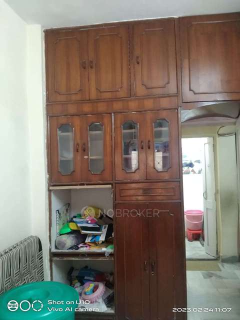 2 BHK Flat In Standalone Building  For Sale  In Rohini