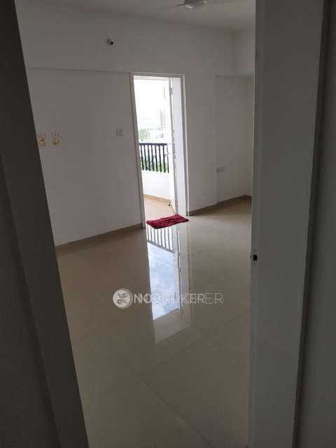 2 BHK Flat In Rahul Eastview For Sale  In Hadapsar