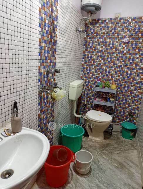 2 BHK Flat In Standalone Building  For Sale  In  Laxmi Nagar