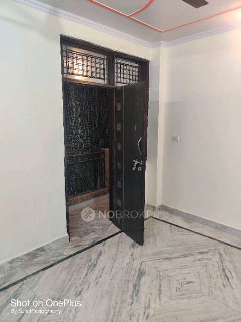 2 BHK Flat In Standalone Building  For Sale  In  Laxmi Nagar