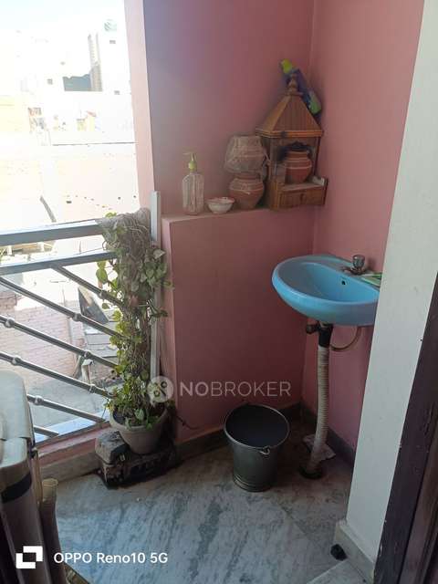 2 BHK Flat For Sale  In Shahdara