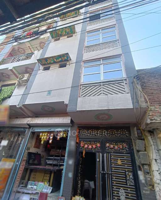 2 BHK Flat For Sale  In Shahdara