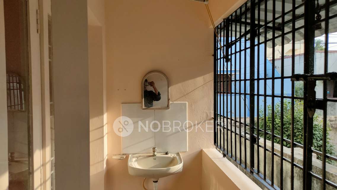 2 BHK Flat In Sabari Enclave for Rent  In Sembakkam