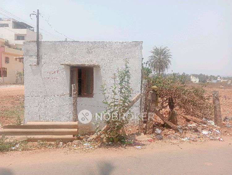Plot For Sale  In Nalagadderanahalli
