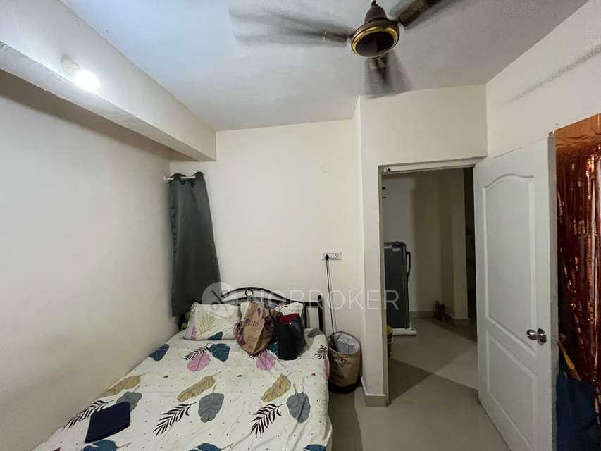 1 BHK Flat In Standalone Building  for Rent  In Iti Layout, Sector 7, Hsr Layout