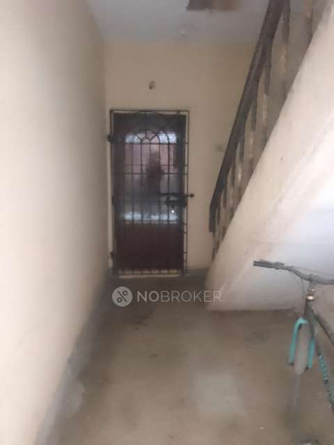 2 BHK Flat In Kaveri Apartments  For Sale  In Chakrapani Street