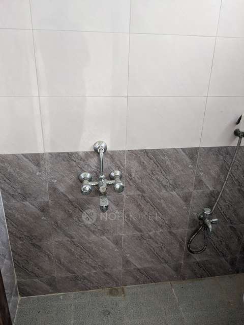 2 BHK Flat In Castle 222 Flats For Sale  In Korattur