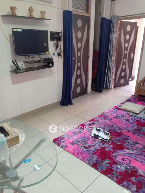 2 BHK Flat For Sale  In Neb Sarai 