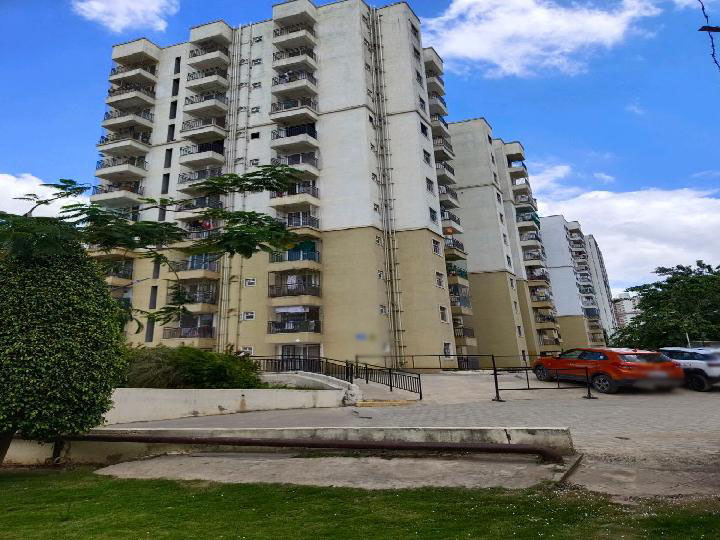 Vahe Imperial Gardens