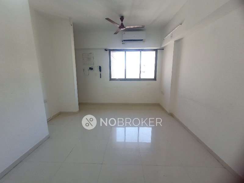 1 BHK Flat In 1.5 Bhk, Lodha Splendora, Vivant For Sale  In Thane West